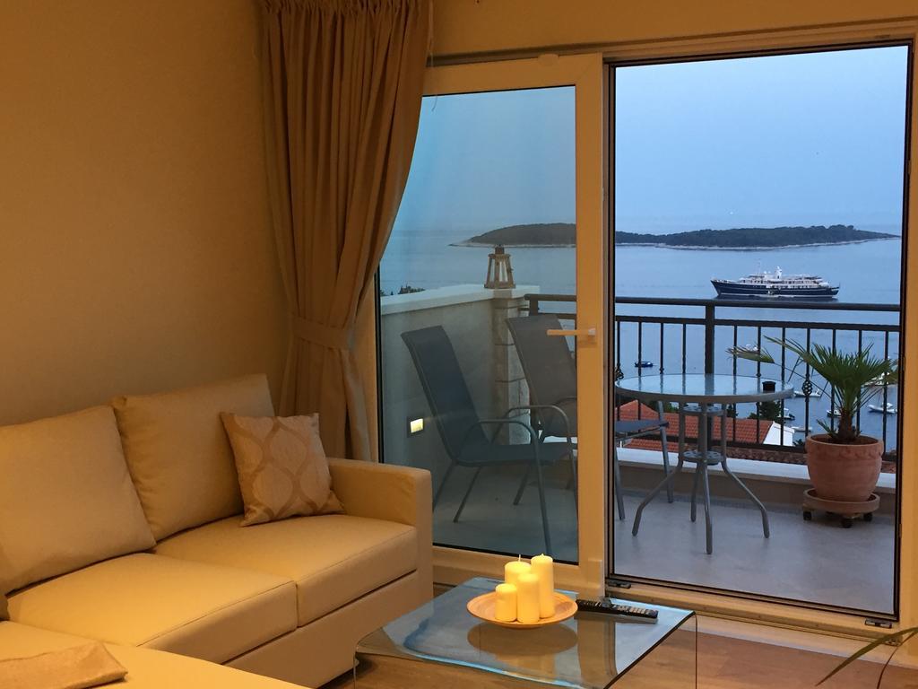 Top View Residence Hvar Town Luaran gambar